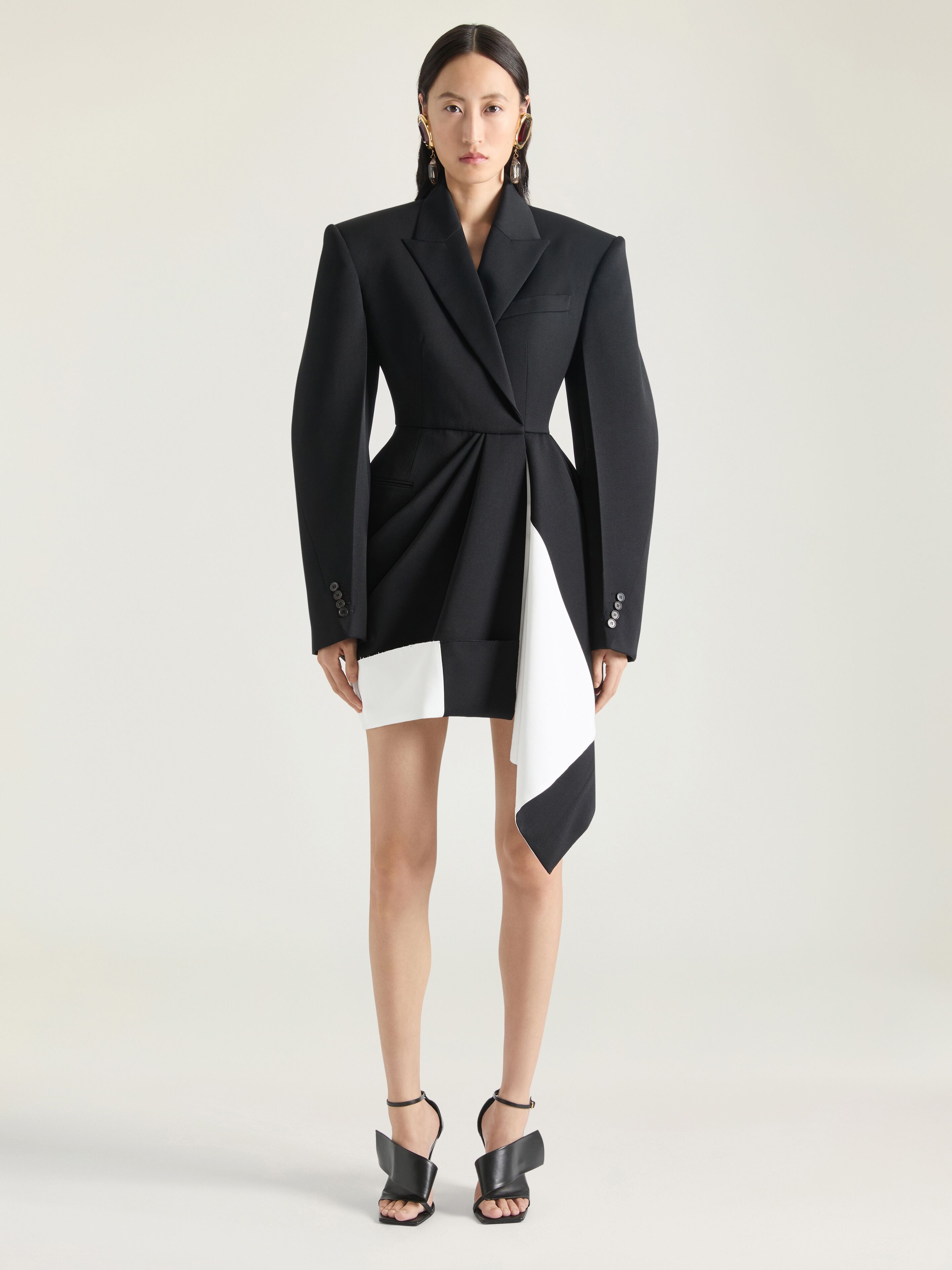 Jacket in wool with draped detail